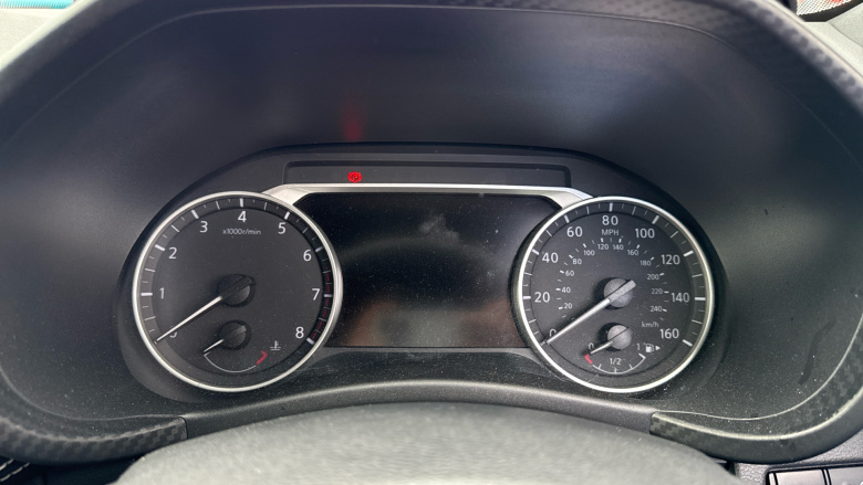 Nissan Juke 1.0 DiG-T 114 N-Connecta 5dr Petrol Hatchback